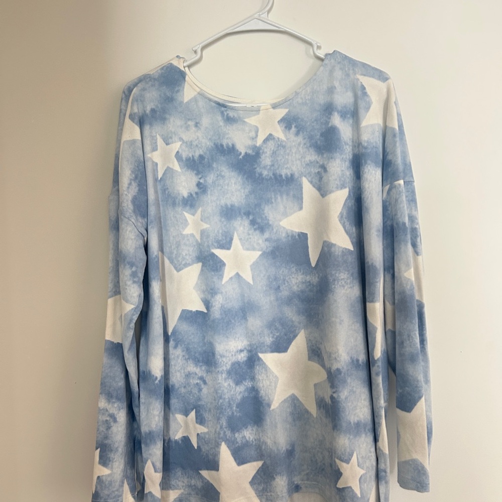 Honeyme Blue and White Star Print Top